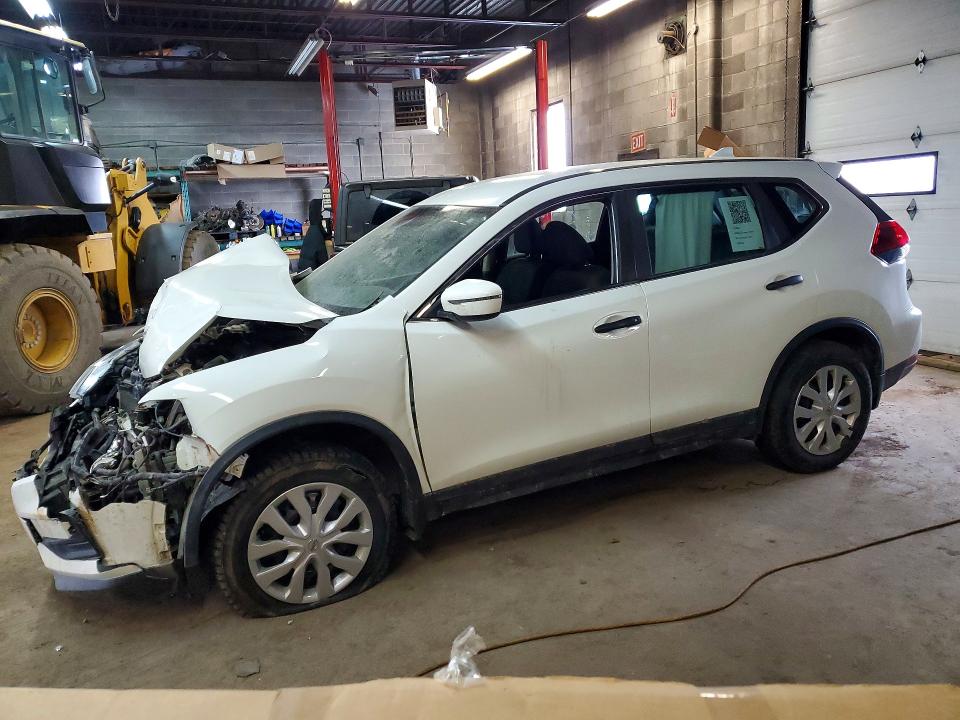 2018 NISSAN ROGUE — VIN 5N1AT2MV6JC811648