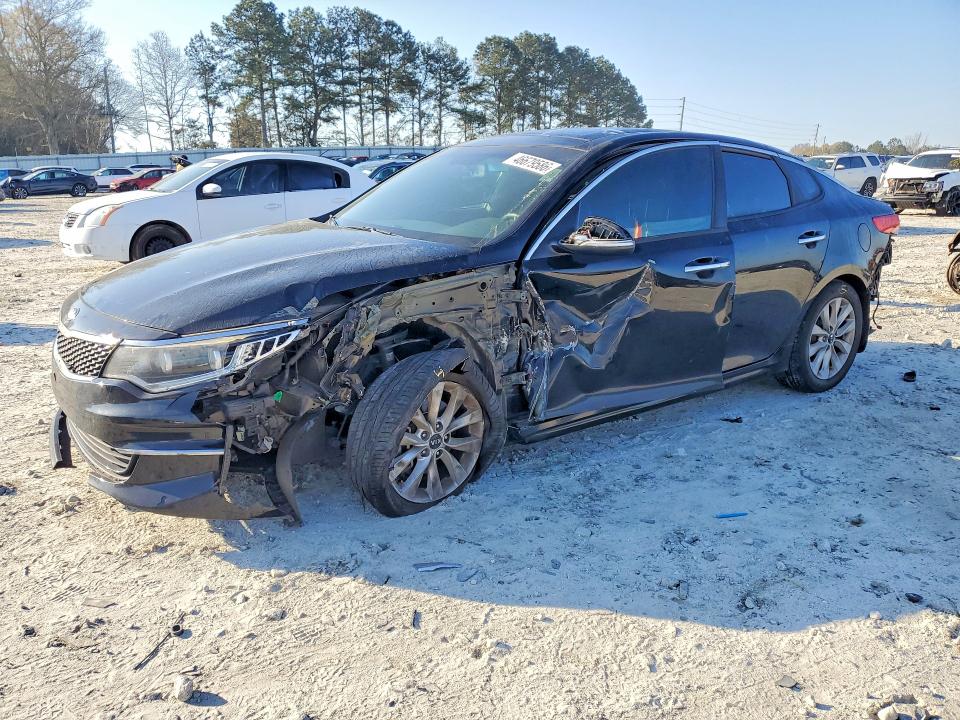 2016 KIA OPTIMA — VIN 5XXGU4L35GG052832
