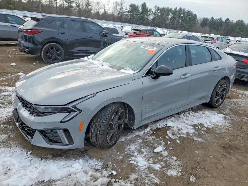 2025 KIA K5 — VIN KNAG64J73S5394404