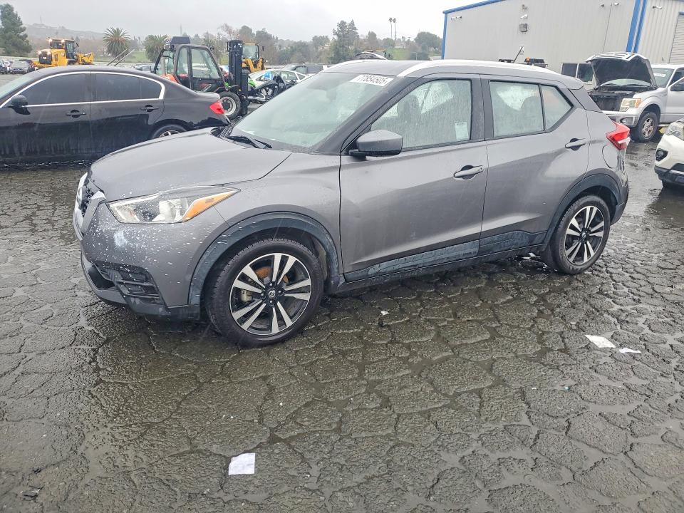 2019 NISSAN KICKS — VIN 3N1CP5CU3KL525373