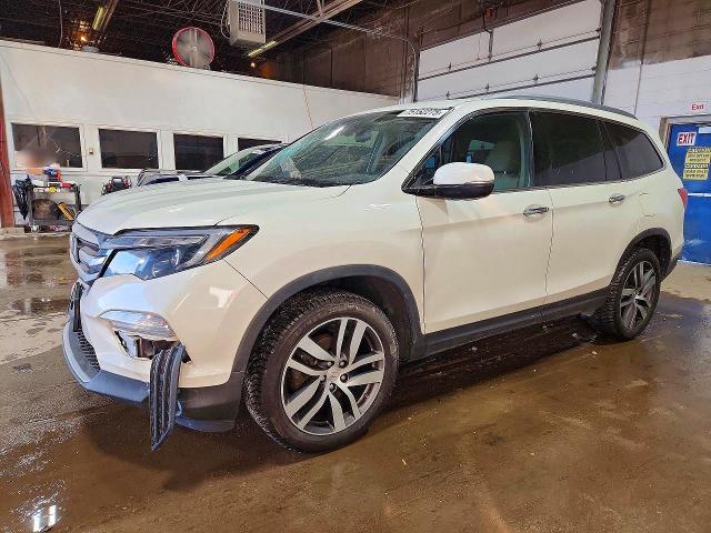 2017 HONDA PILOT ELIT — VIN 5FNYF6H02HB023950