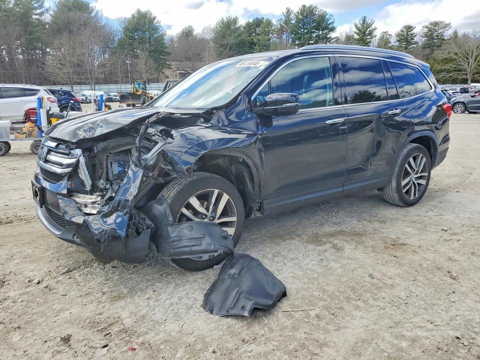 2017 HONDA PILOT — VIN 5FNYF6H06HB057910