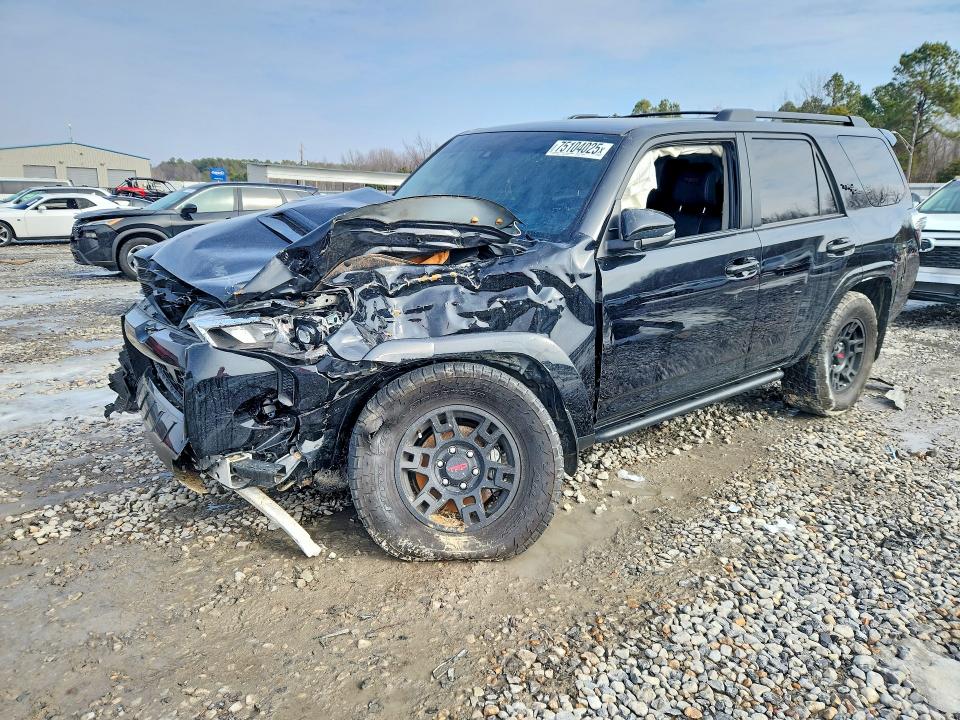 2024 TOYOTA 4RUNNER — VIN JTERU5JR7R6213684