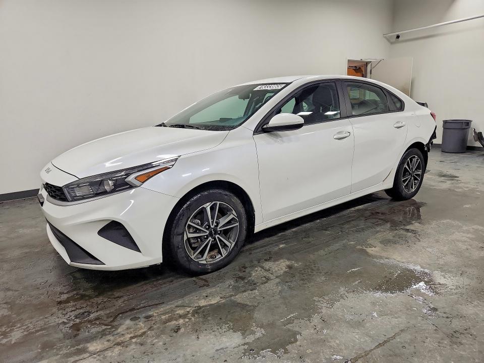 2023 KIA FORTE — VIN 3KPF24AD5PE590002