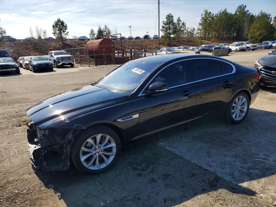 2020 JAGUAR XF PREMIUM — VIN SAJBD4FX7LCY82975