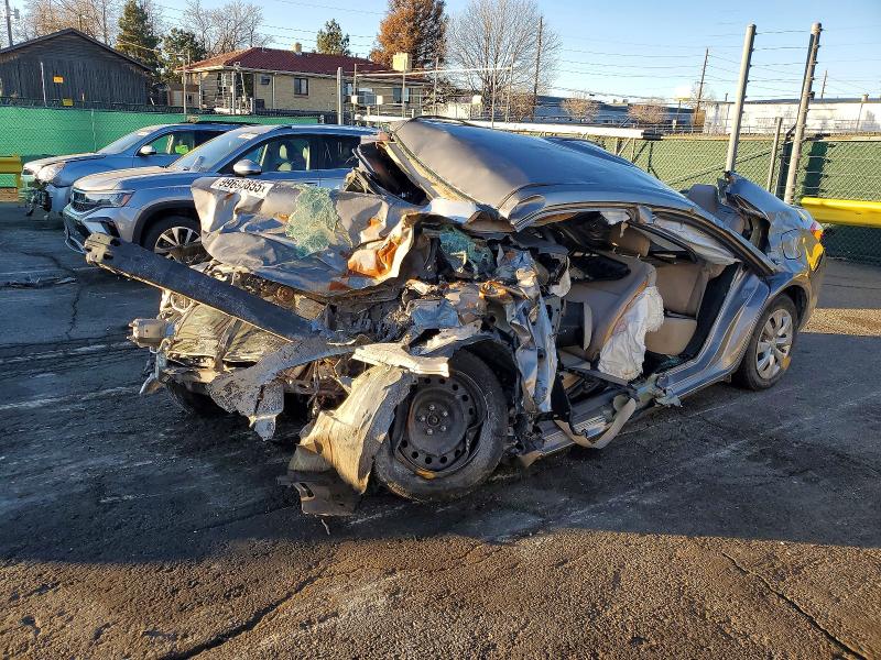 2015 TOYOTA COROLLA — VIN 2T1BURHE1FC459828