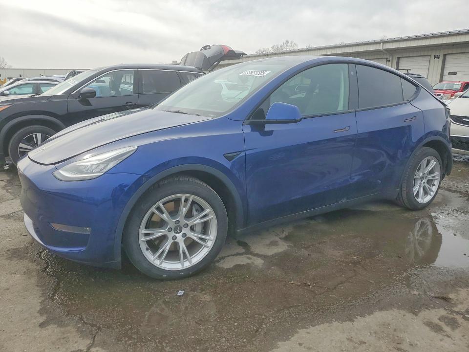 2021 TESLA MODEL Y — VIN 5YJYGDEE3MF105343