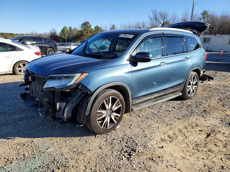 2019 HONDA PILOT TOUR — VIN 5FNYF5H9XKB017538