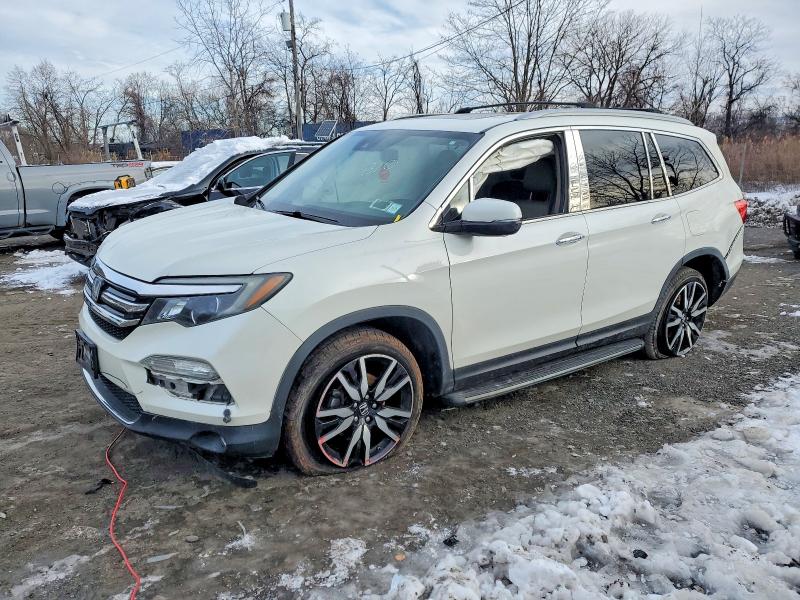 2016 HONDA PILOT TOUR — VIN 5FNYF6H91GB031874