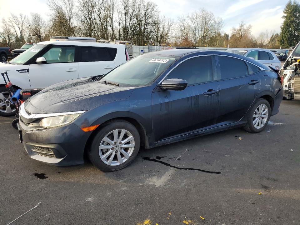 2018 HONDA CIVIC — VIN 2HGFC2F51JH606891