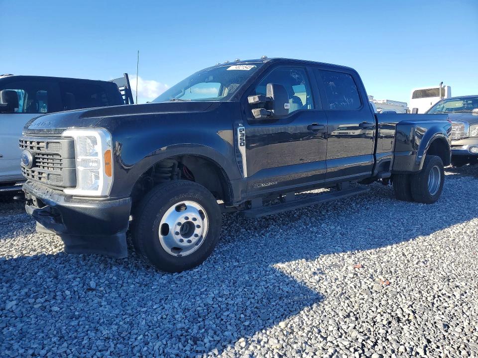 2023 FORD F350 — VIN 1FT8W3DTXPEC85875
