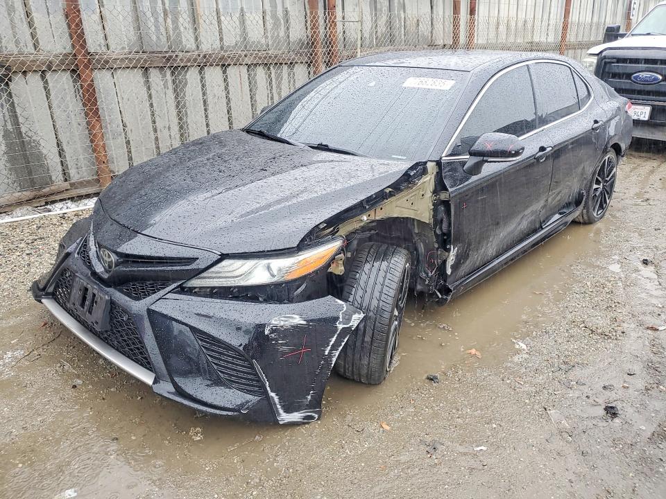 2018 TOYOTA CAMRY — VIN 4T1B61HK3JU038007
