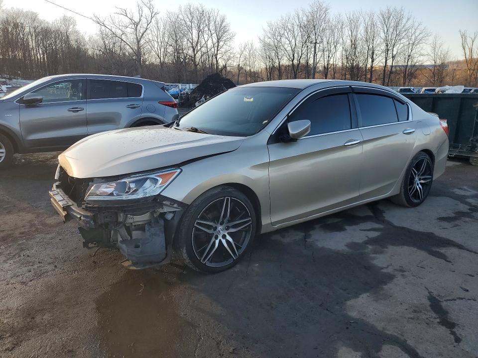 2015 HONDA ACCORD — VIN 1HGCR2F35FA223896