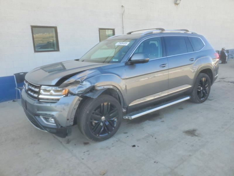 2018 VOLKSWAGEN ATLAS — VIN 1V2NR2CA4JC559352