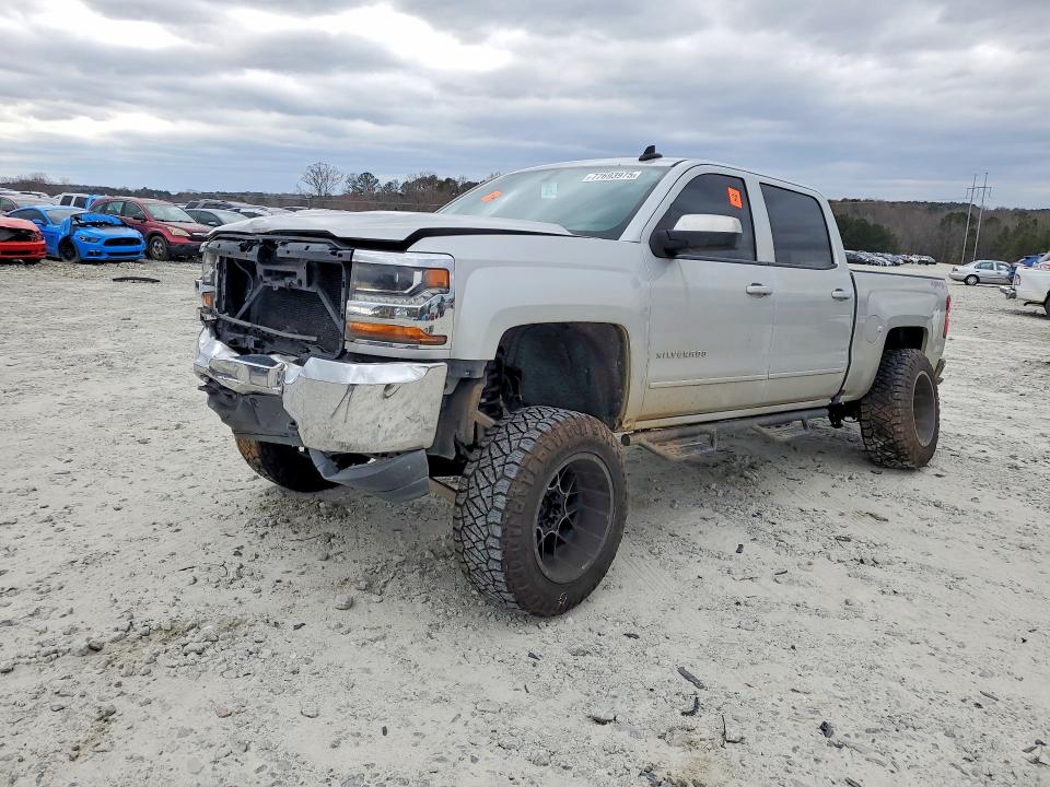 2016 CHEVROLET SILVERADO — VIN 3GCUKREC3GG349677