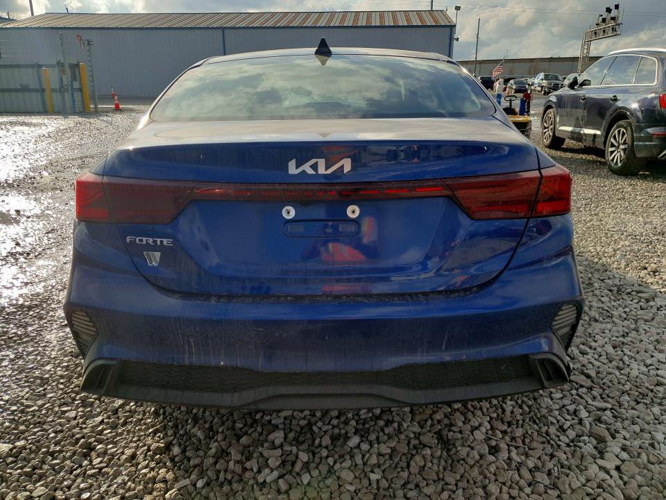 3KPF24AD8PE528531
