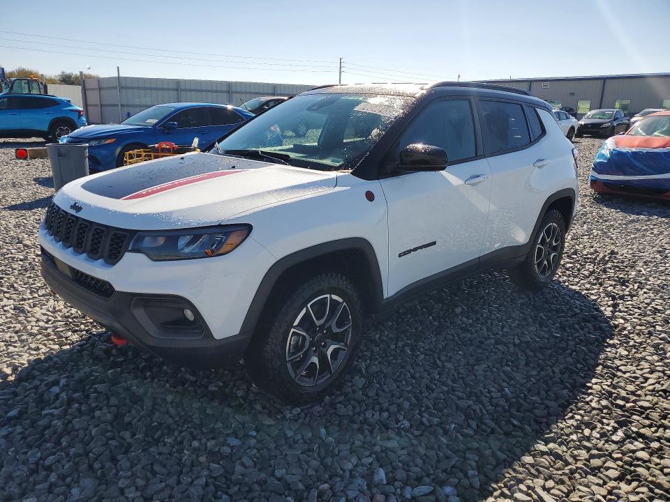 2026 JEEP COMPASS TR — VIN 3C4NJDDN7TT186191