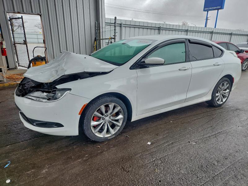 2015 CHRYSLER 200 S — VIN 1C3CCCDG7FN727665
