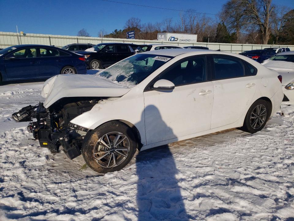 2023 KIA FORTE — VIN 3KPF24AD0PE638019