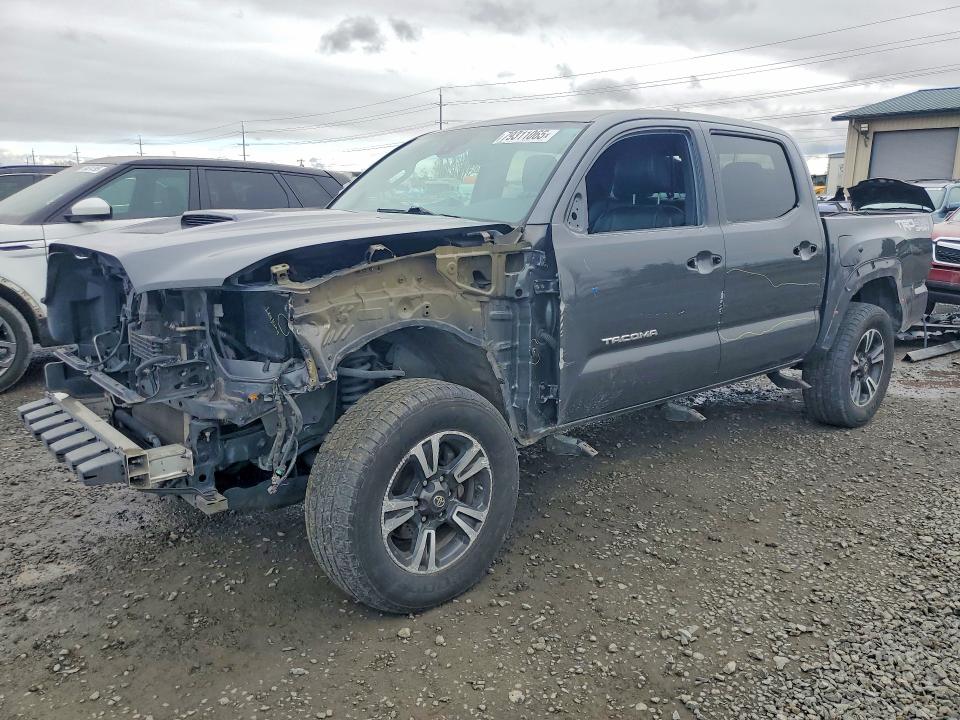 2018 TOYOTA TACOMA — VIN 3TMCZ5AN5JM185526