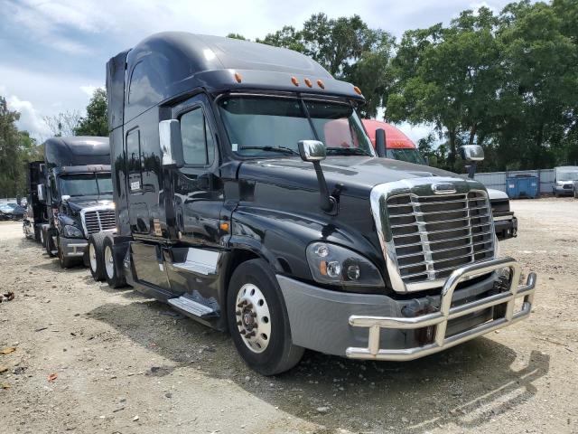 2015 FREIGHTLINER CASCADIA 1 — VIN 3AKJGLD64FSGJ8784