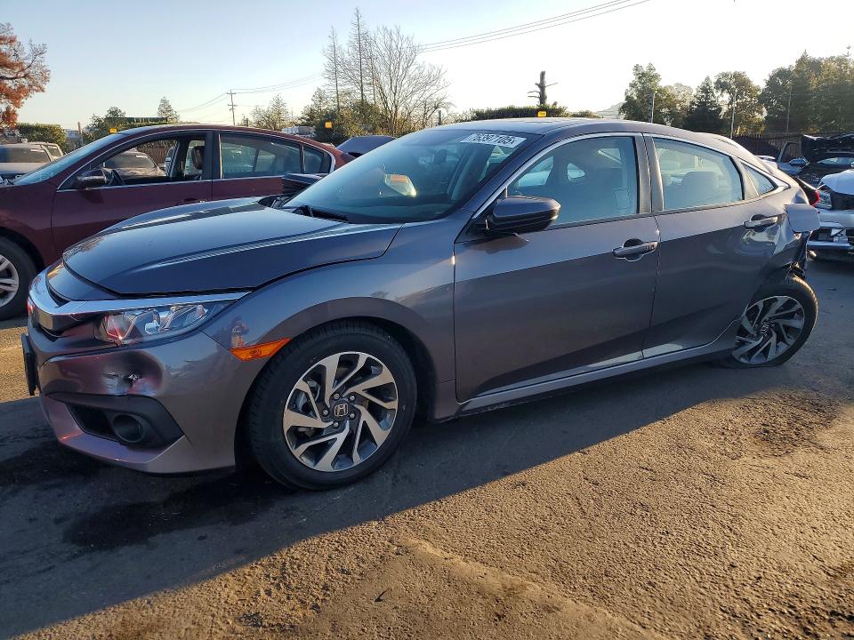 2016 HONDA CIVIC — VIN 19XFC2F82GE202690