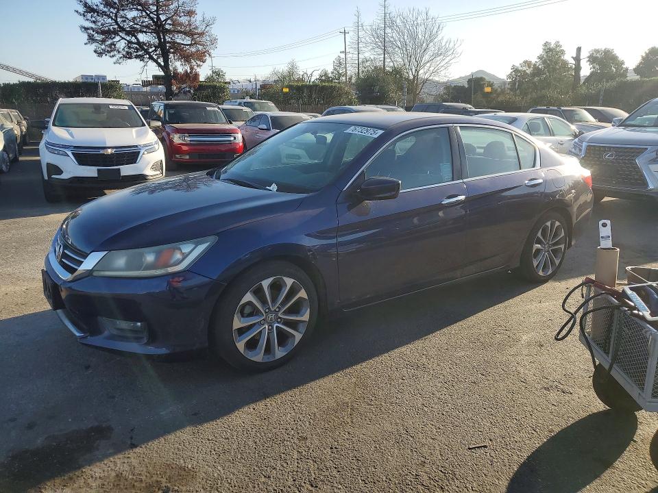2015 HONDA ACCORD — VIN 1HGCR2F59FA226303