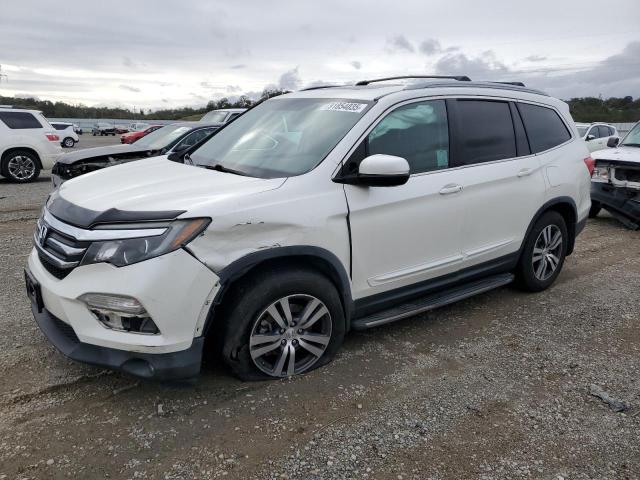 2017 HONDA PILOT EXL — VIN 5FNYF5H56HB015758