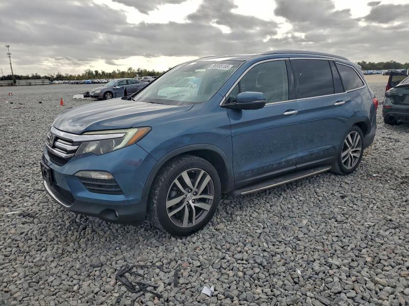 2017 HONDA PILOT TOUR — VIN 5FNYF6H91HB028670