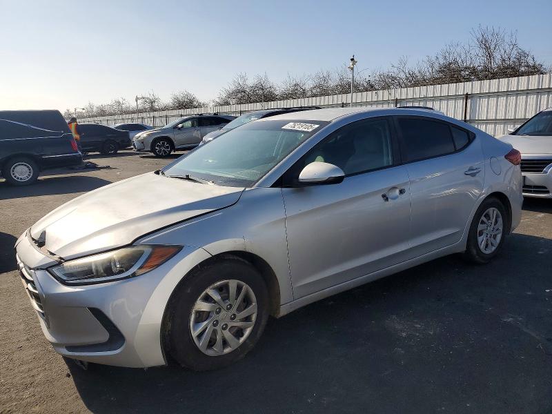 2017 HYUNDAI ELANTRA — VIN KMHD74LF0HU122104