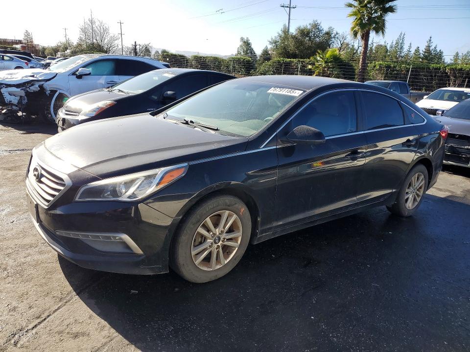 2015 HYUNDAI SONATA — VIN 5NPE24AFXFH008127