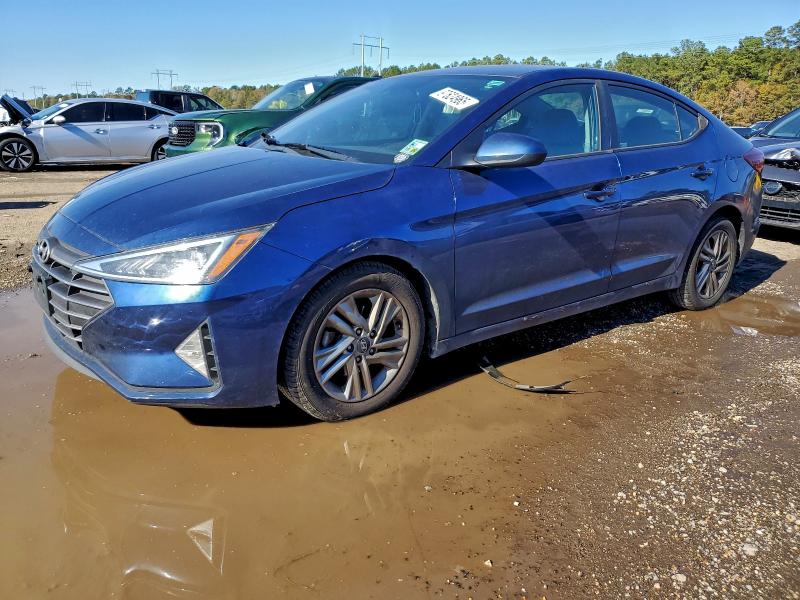2019 HYUNDAI ELANTRA SE — VIN 5NPD84LF0KH419828