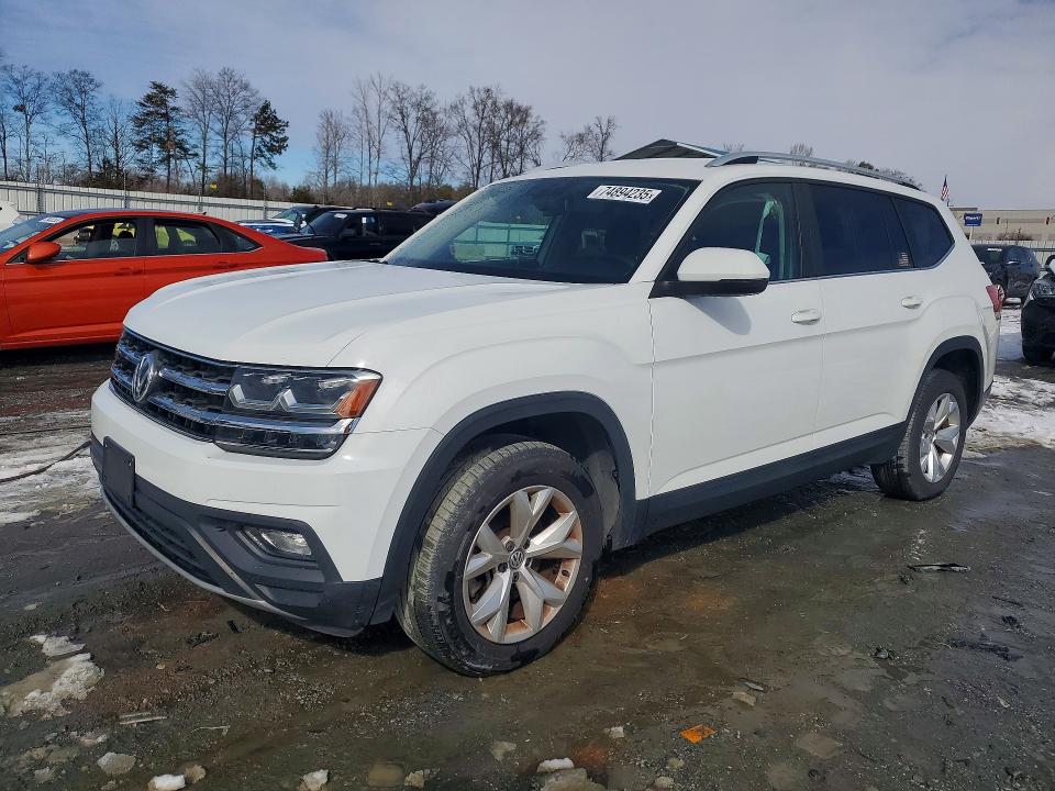 2018 VOLKSWAGEN ATLAS — VIN 1V2CR2CA0JC587057
