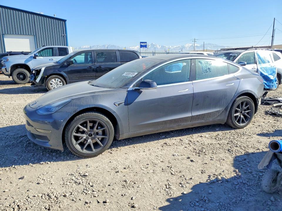2019 TESLA MODEL 3 — VIN 5YJ3E1EB3KF452303