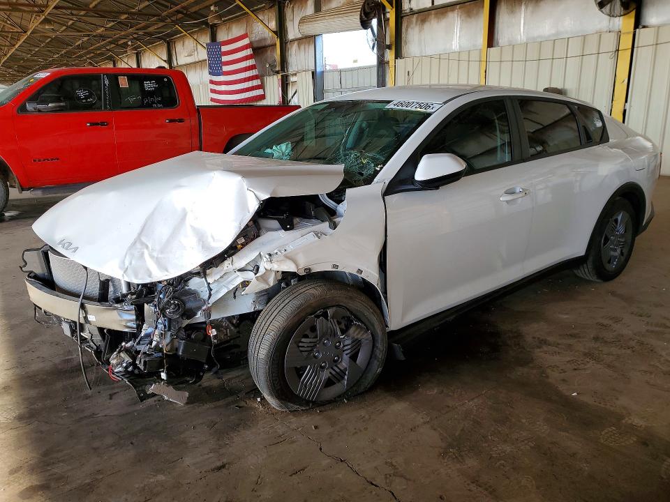 2025 KIA K4 — VIN 3KPFT4DE2SE238294