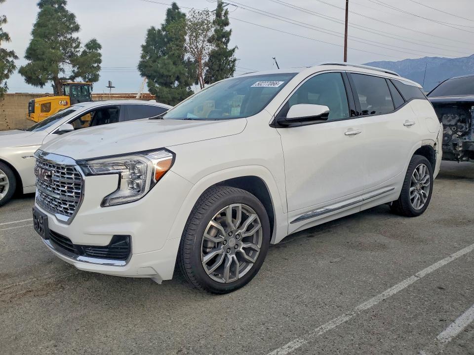 2022 GMC TERRAIN — VIN 3GKALXEV2NL230226