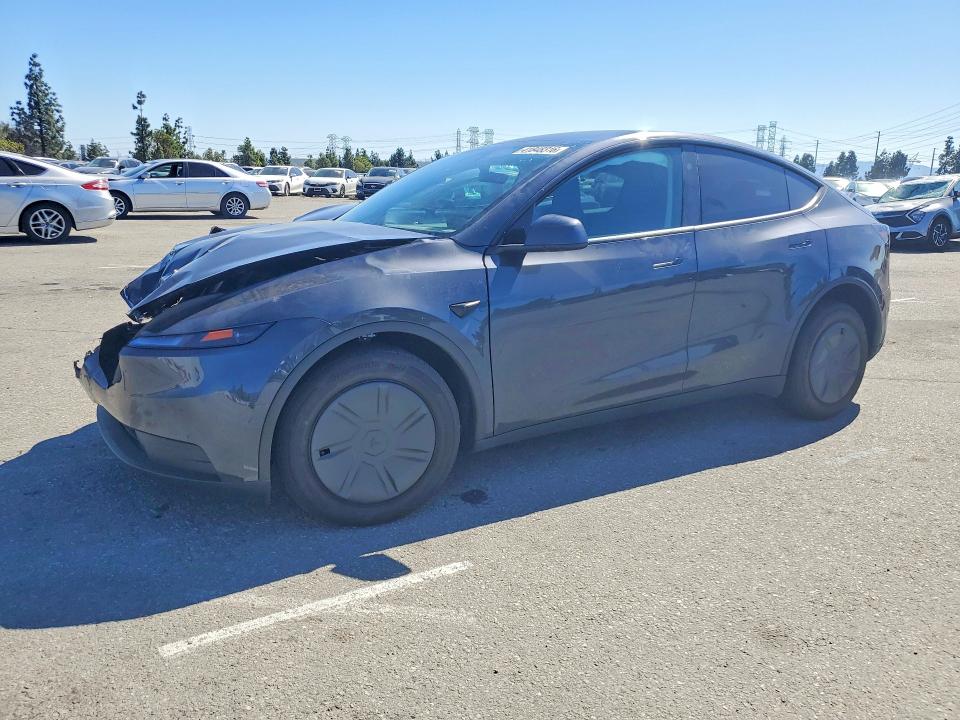 2026 TESLA MODEL Y — VIN 7SAYGDED8TA590035