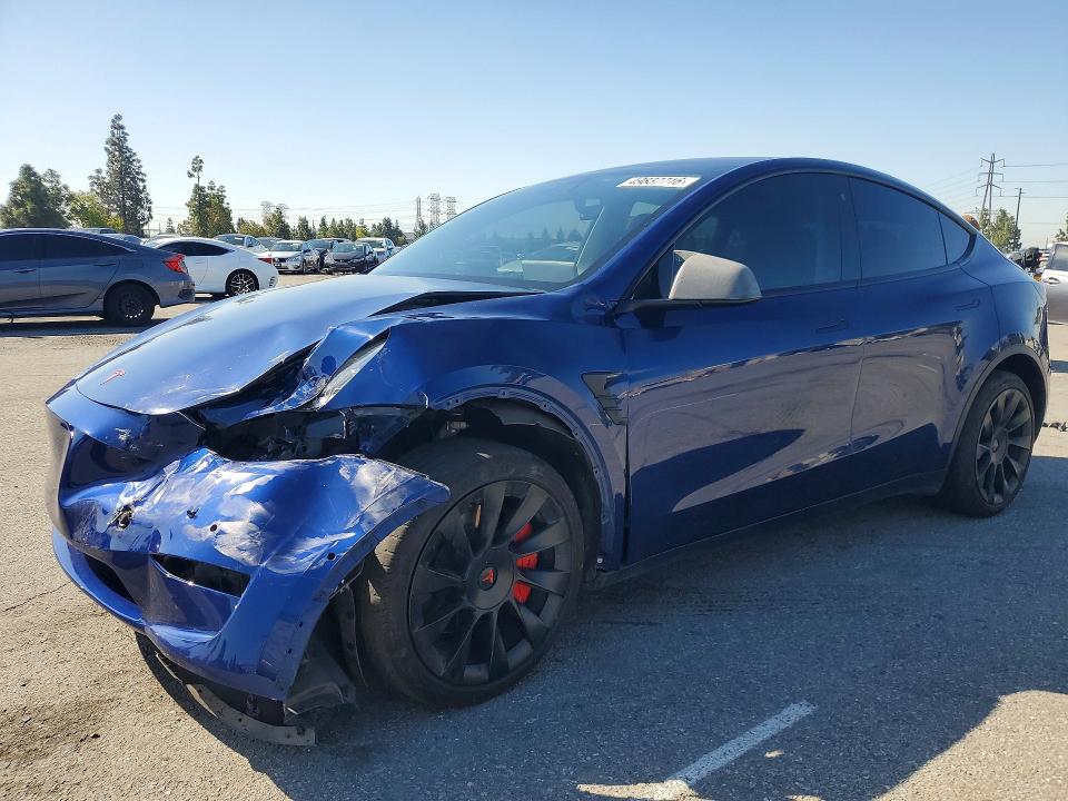 2021 TESLA MODEL Y — VIN 5YJYGDEE7MF092824