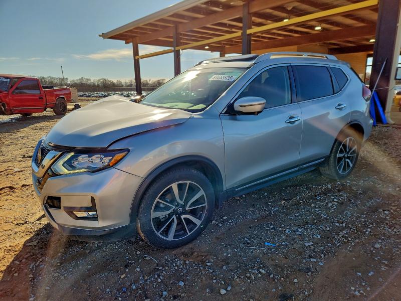 2019 NISSAN ROGUE S — VIN 5N1AT2MT3KC709613