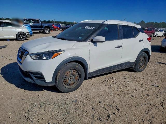 2018 NISSAN KICKS S — VIN 3N1CP5CU7JL512978