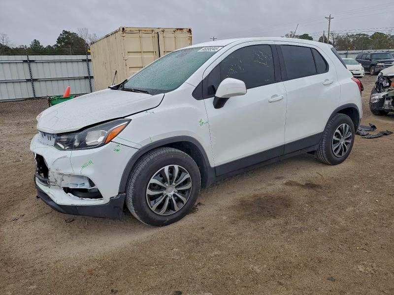 2018 CHEVROLET TRAX LS — VIN KL7CJKSB0JB622735