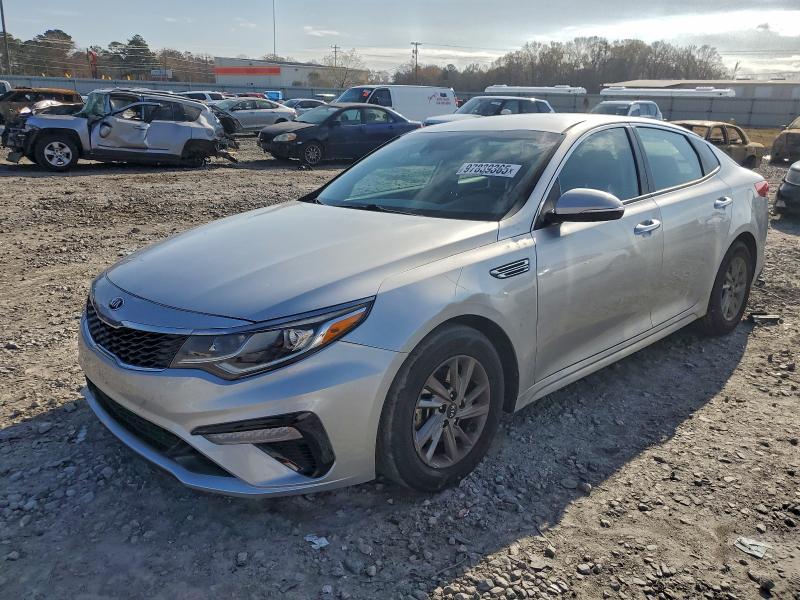 2019 KIA OPTIMA LX — VIN 5XXGT4L39KG332247