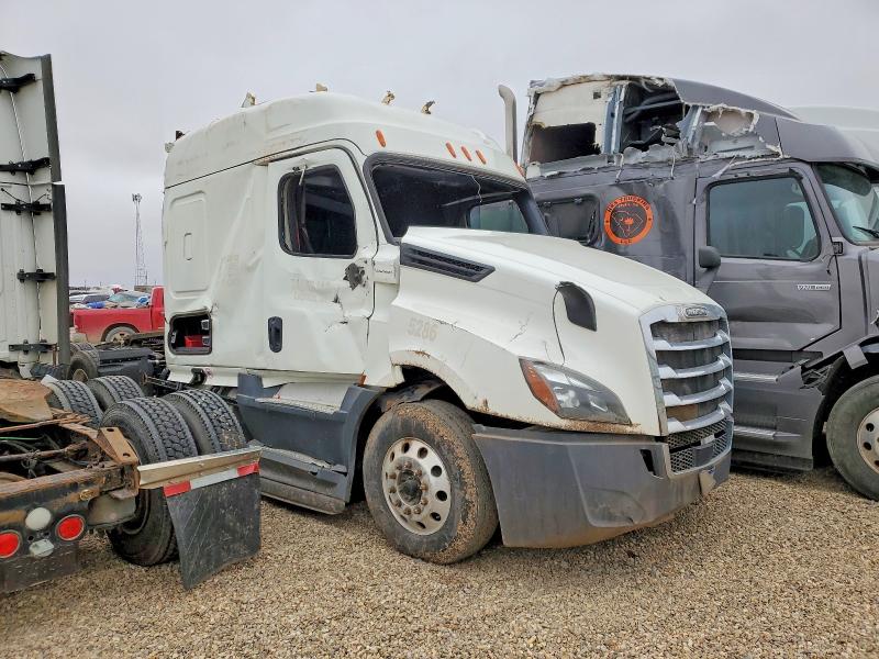 2019 FREIGHTLINER CASCADIA 1 — VIN 3AKJHHDR5KSKA4839