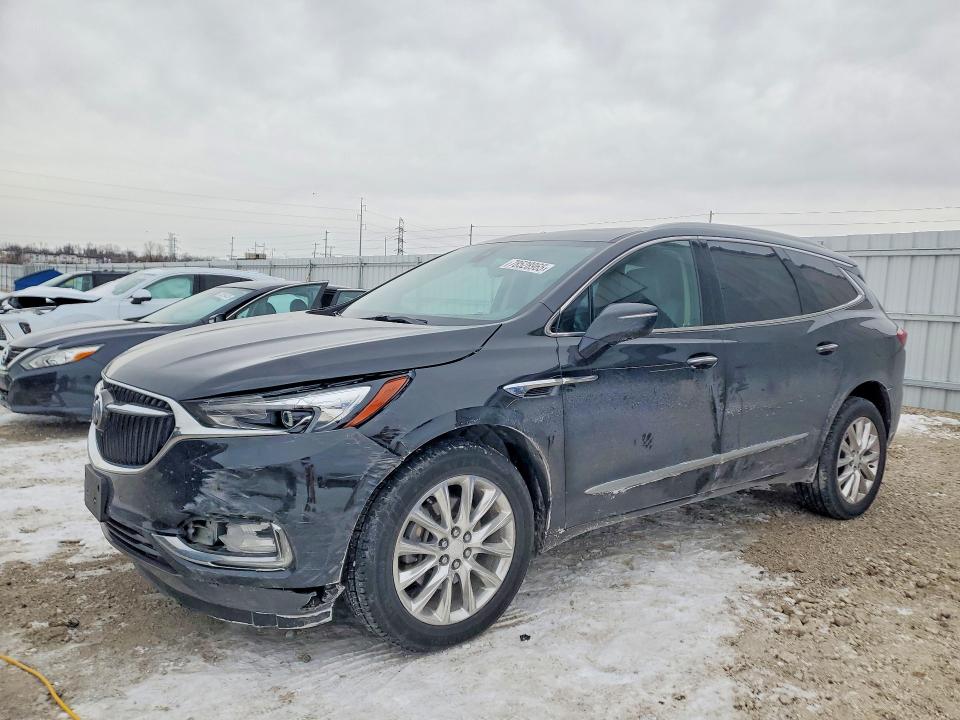 2018 BUICK ENCLAVE — VIN 5GAEVBKW8JJ185383