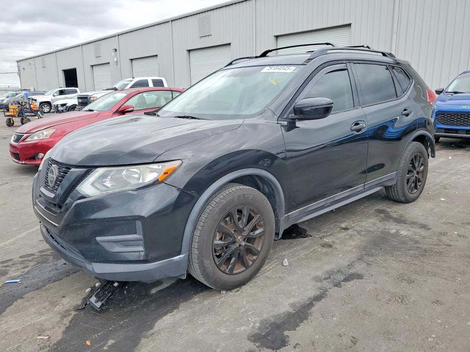 2018 NISSAN ROGUE — VIN 5N1AT2MT8JC726082