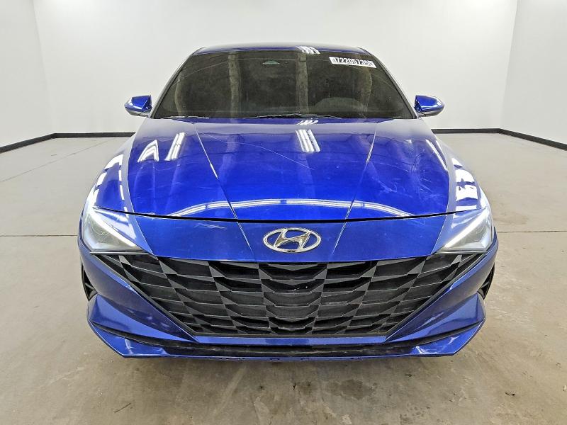2021 HYUNDAI ELANTRA SE — VIN KMHLL4AG7MU213707