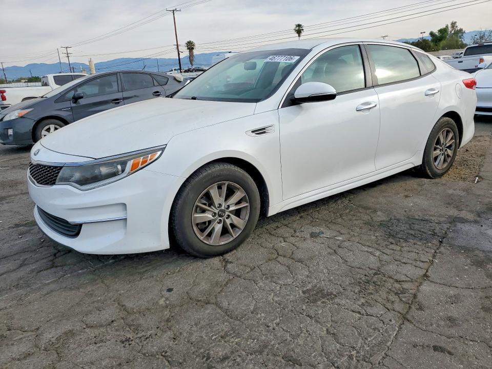 2018 KIA OPTIMA — VIN 5XXGT4L32JG244400