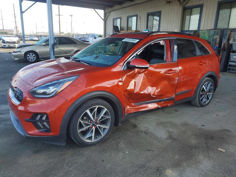 2020 KIA NIRO — VIN KNDCC3LC2L5415582