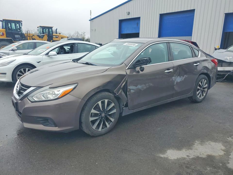 2017 NISSAN ALTIMA — VIN 1N4AL3AP5HC190581