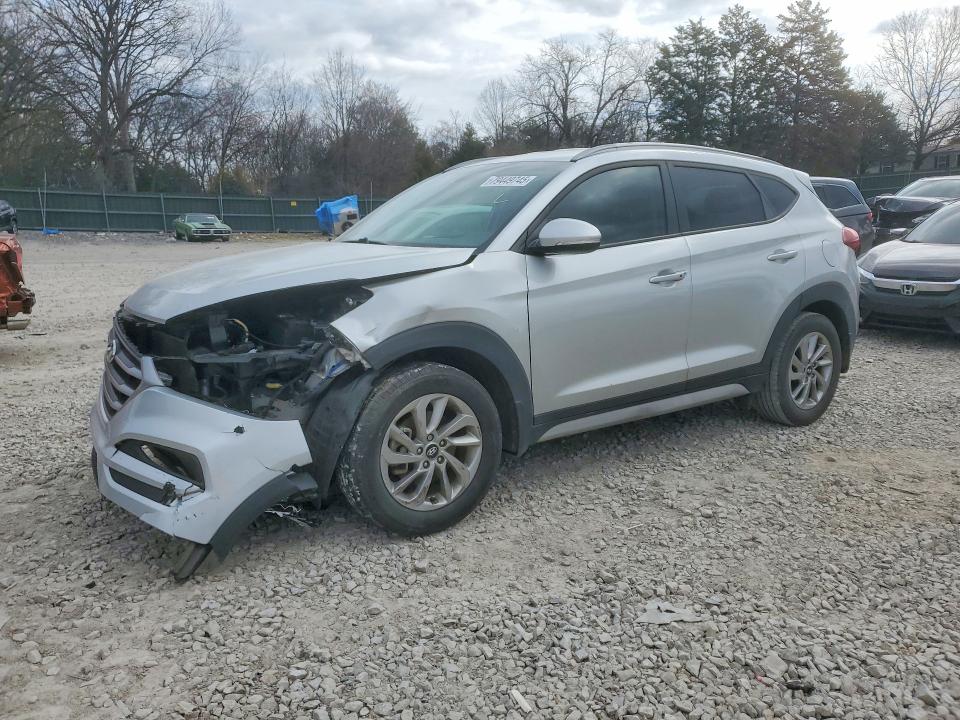2018 HYUNDAI TUCSON — VIN KM8J33A42JU730688